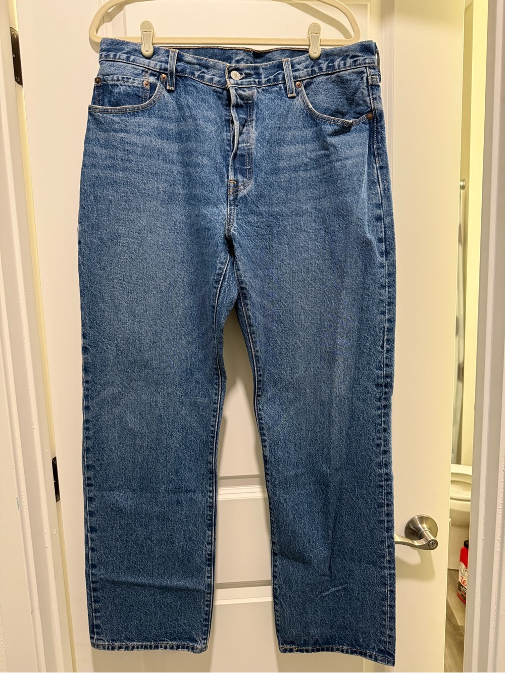 Women’s Levi’s 501 Ribcage Straight Ankle Jeans 
Classic Blue 33 x 32